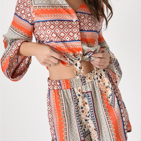 Lulus Moments in Mykonos Orange Scarf Print Shorts - Size Medium - Picture 5 of 5